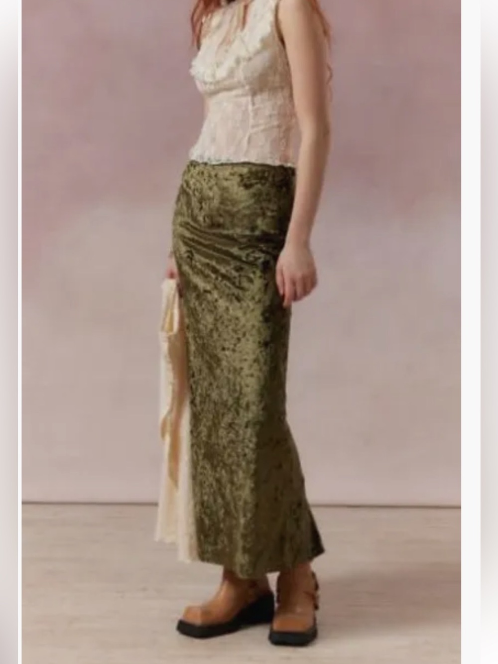 Kimchi Blue Dominique Olive Velvet Maxi Skirt - Medium